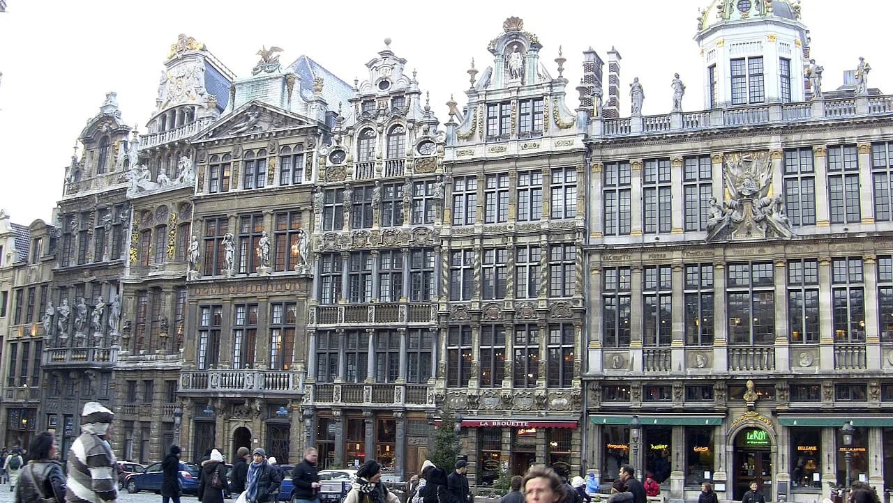 Belgium Currency: The Euro, Cards and Cash on a City Break