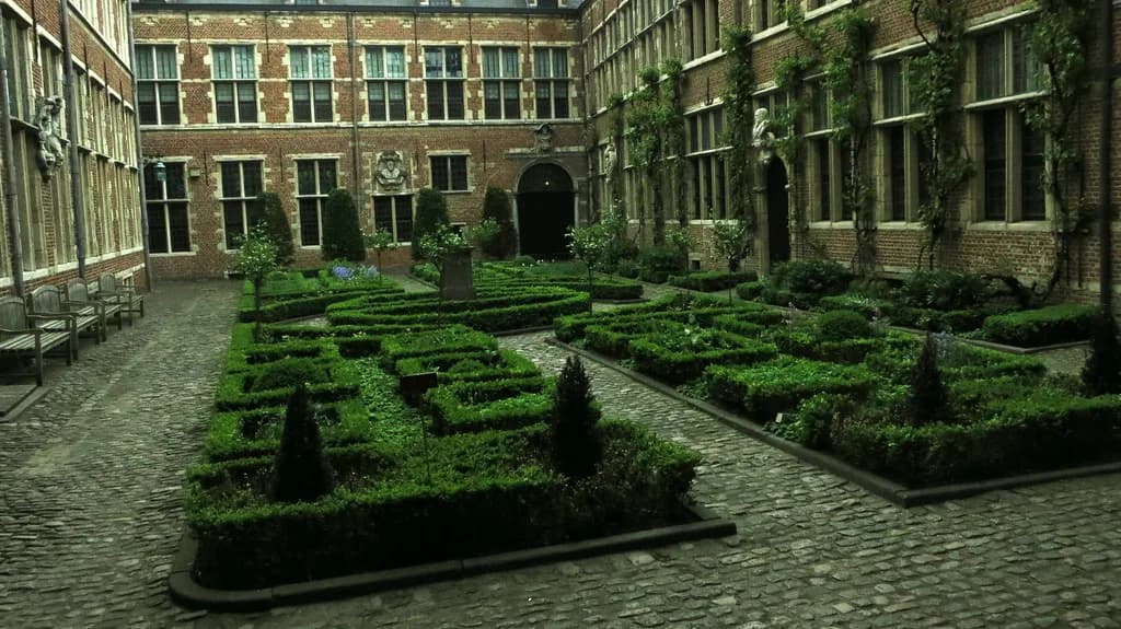 Belgium in September: Weather, Crowds and Where to Go