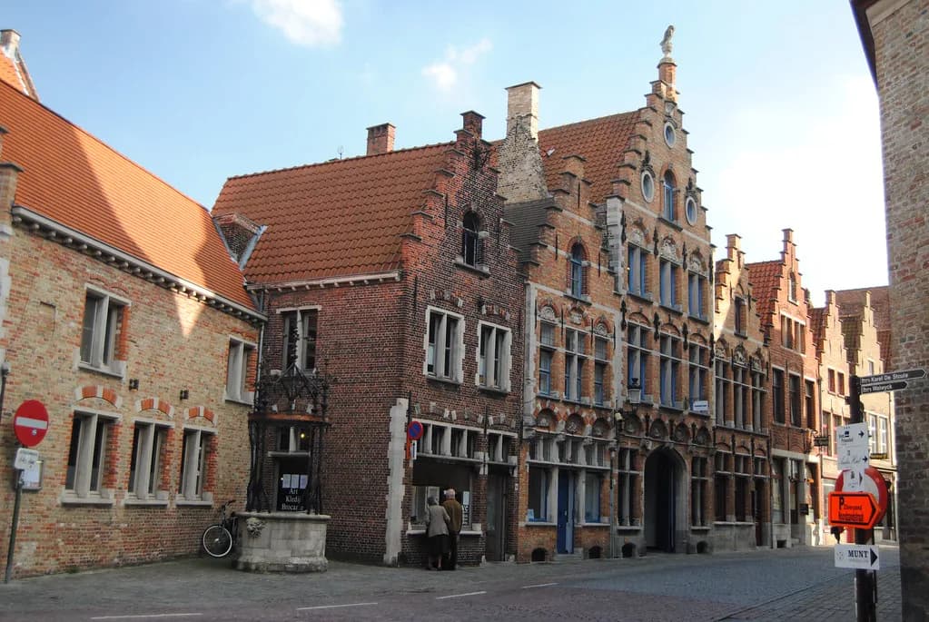 Bruges in April: Spring Weather, Crowds and What to Do