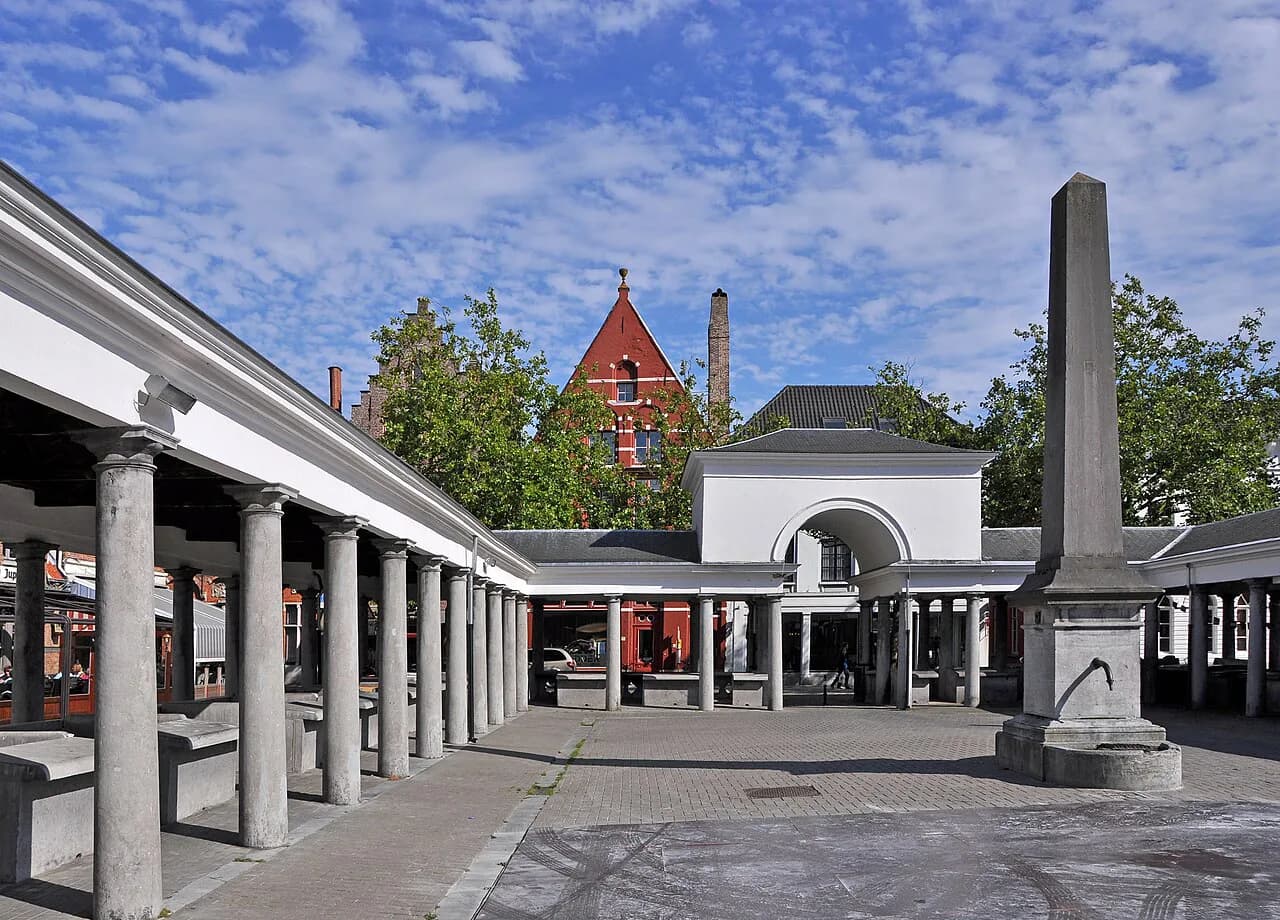 Bruges Walking Tour: A Self-Guided Route Through the Old Town