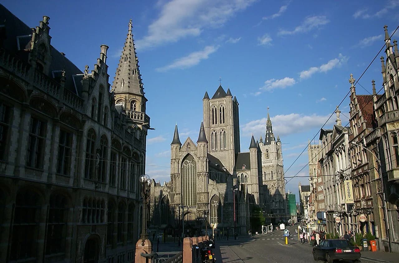 Ghent Walking Tour: A Self-Guided Route Through the Old Centre
