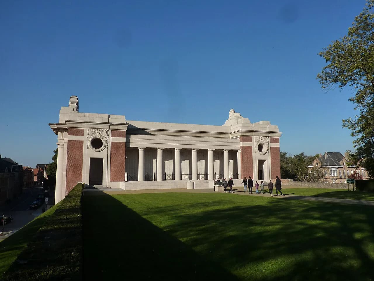 Menin Gate, Ypres: Memorial Guide and Last Post Ceremony