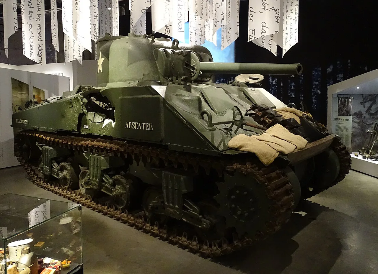 A Sherman M4A4 tank on display in the Bastogne War Museum, Bastogne.