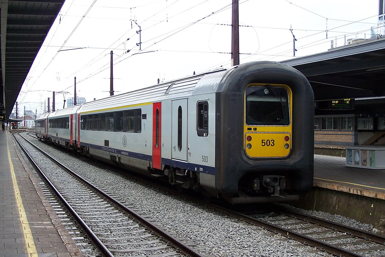 An SNCB Class AM96 train at Brussels-Midi station.