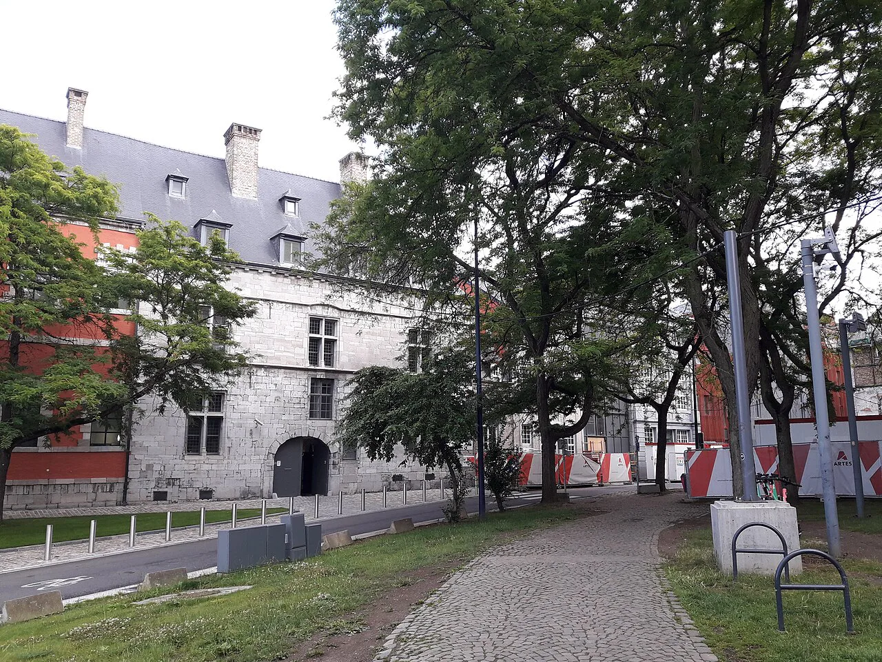 A path past historic buildings at the Grognon, Namur.