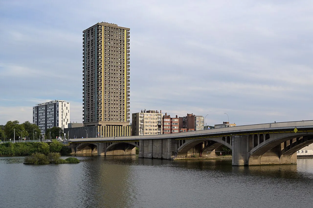 The Tour Atlas and Pont Atlas across the Meuse in Liège.