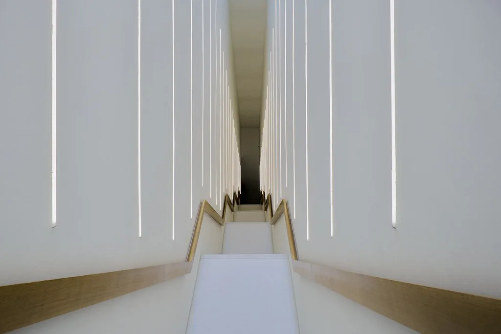 A long white stairway in the new wing of the KMSKA in Antwerp's Het Zuid.