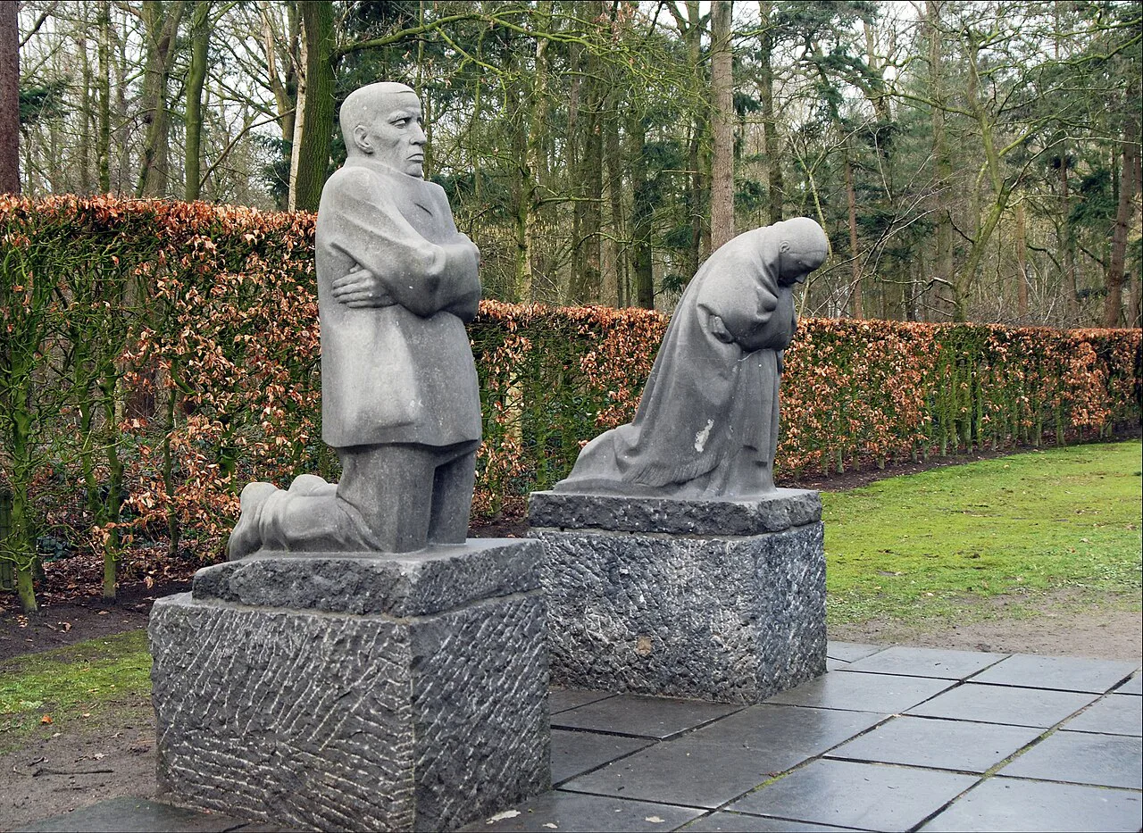 Käthe Kollwitz's Grieving Parents sculptures at Vladslo German Military Cemetery, Diksmuide.