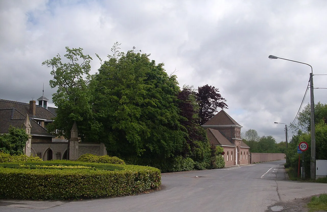 Sint-Sixtus Abbey behind its hedges at Westvleteren.